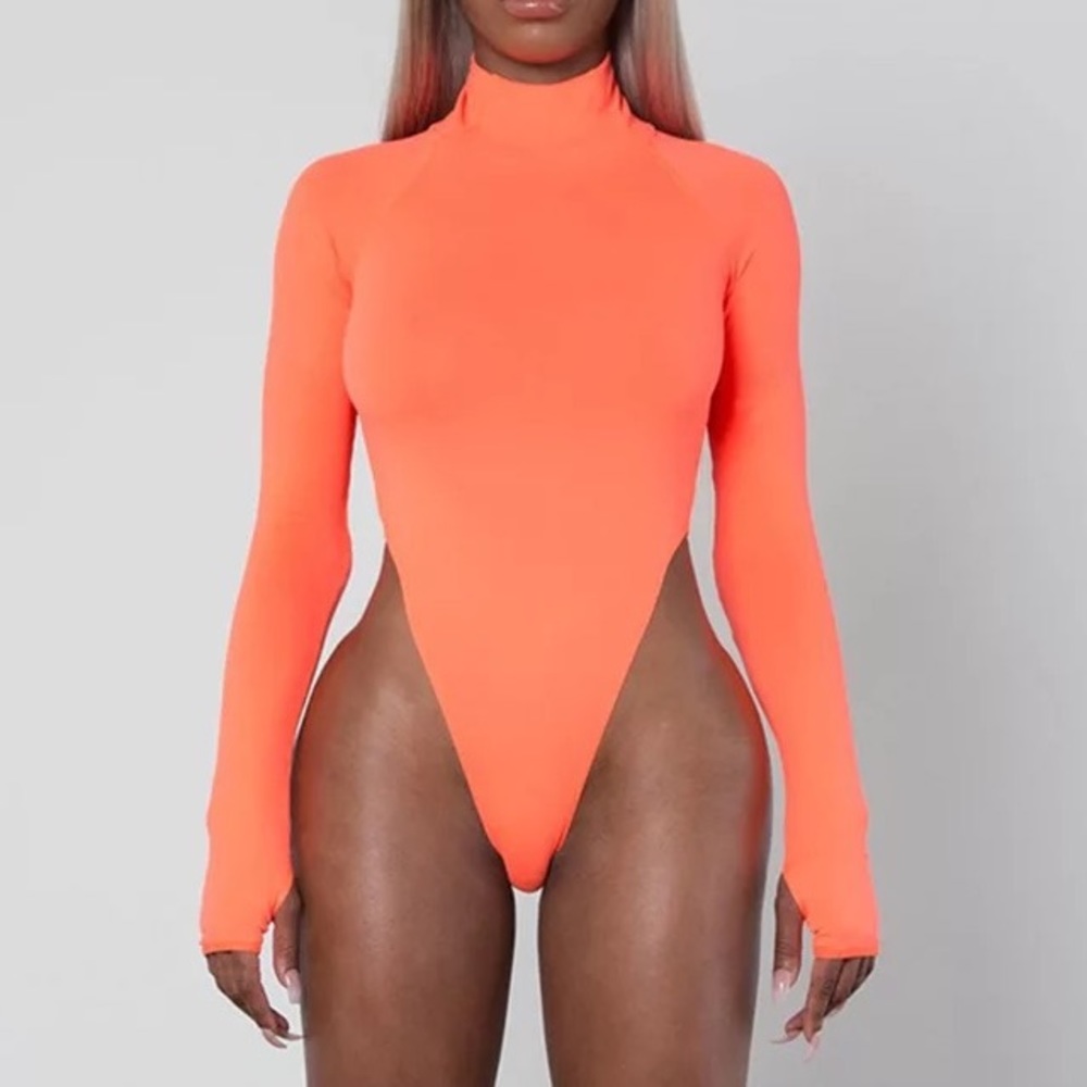 Long sleeved bodysuit